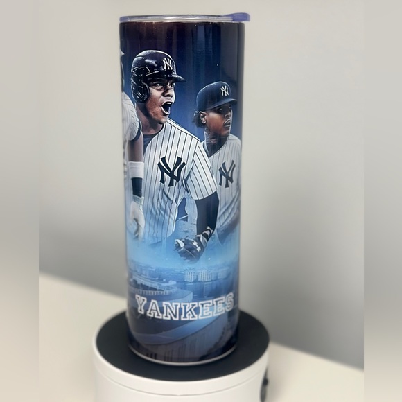 *NEW* NY Yankees Custom Themed - 20 oz Stainless‎ Steel Tumbler. - Picture 5 of 5